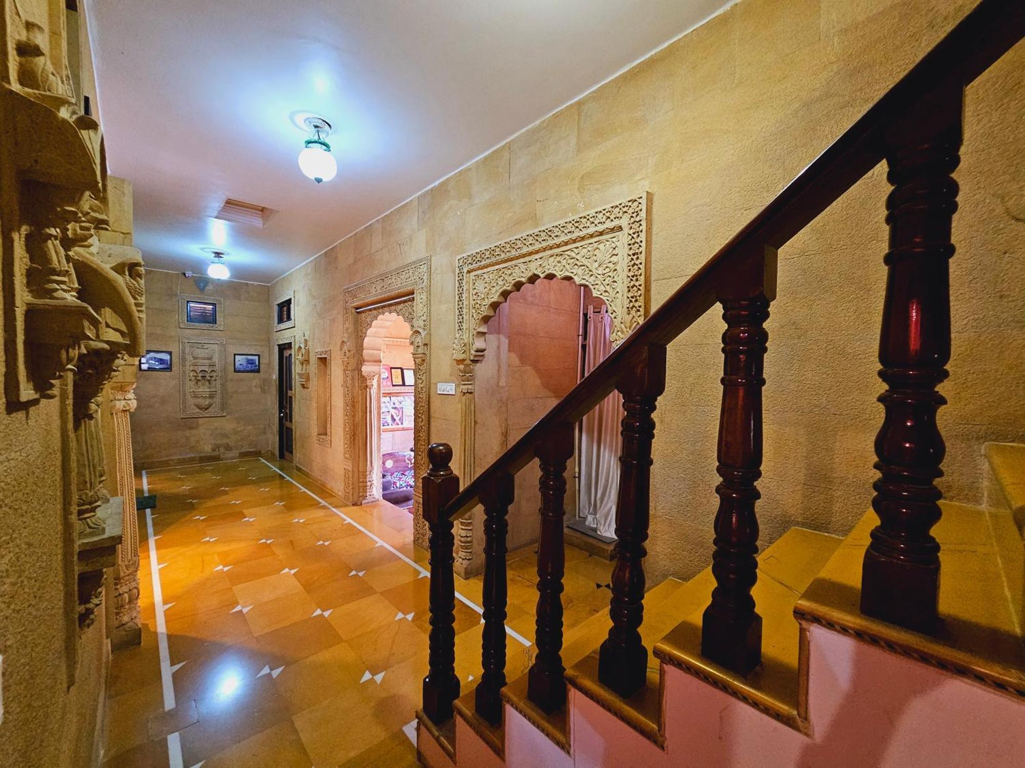 ג'איסלמר Hotel Royal Haveli מראה חיצוני תמונה