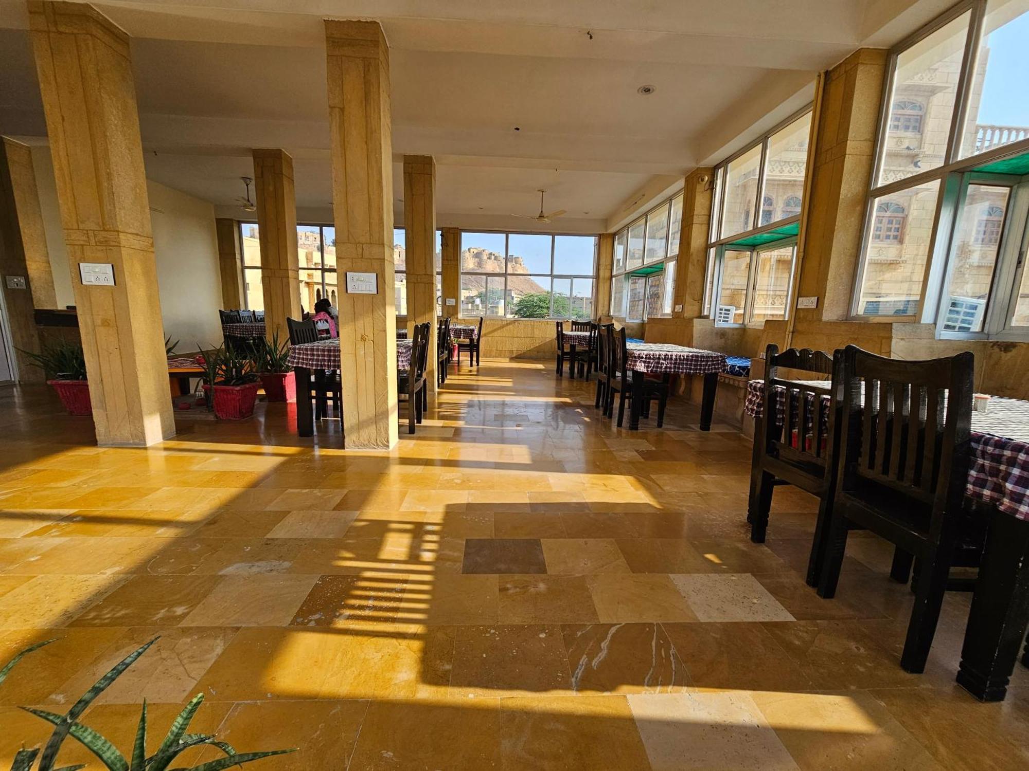 ג'איסלמר Hotel Royal Haveli מראה חיצוני תמונה