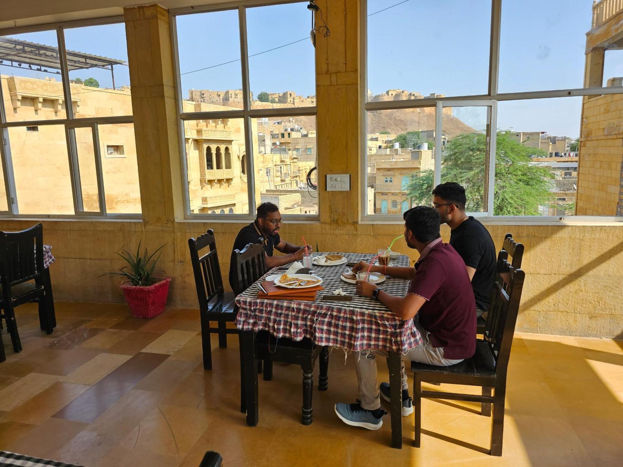ג'איסלמר Hotel Royal Haveli מראה חיצוני תמונה