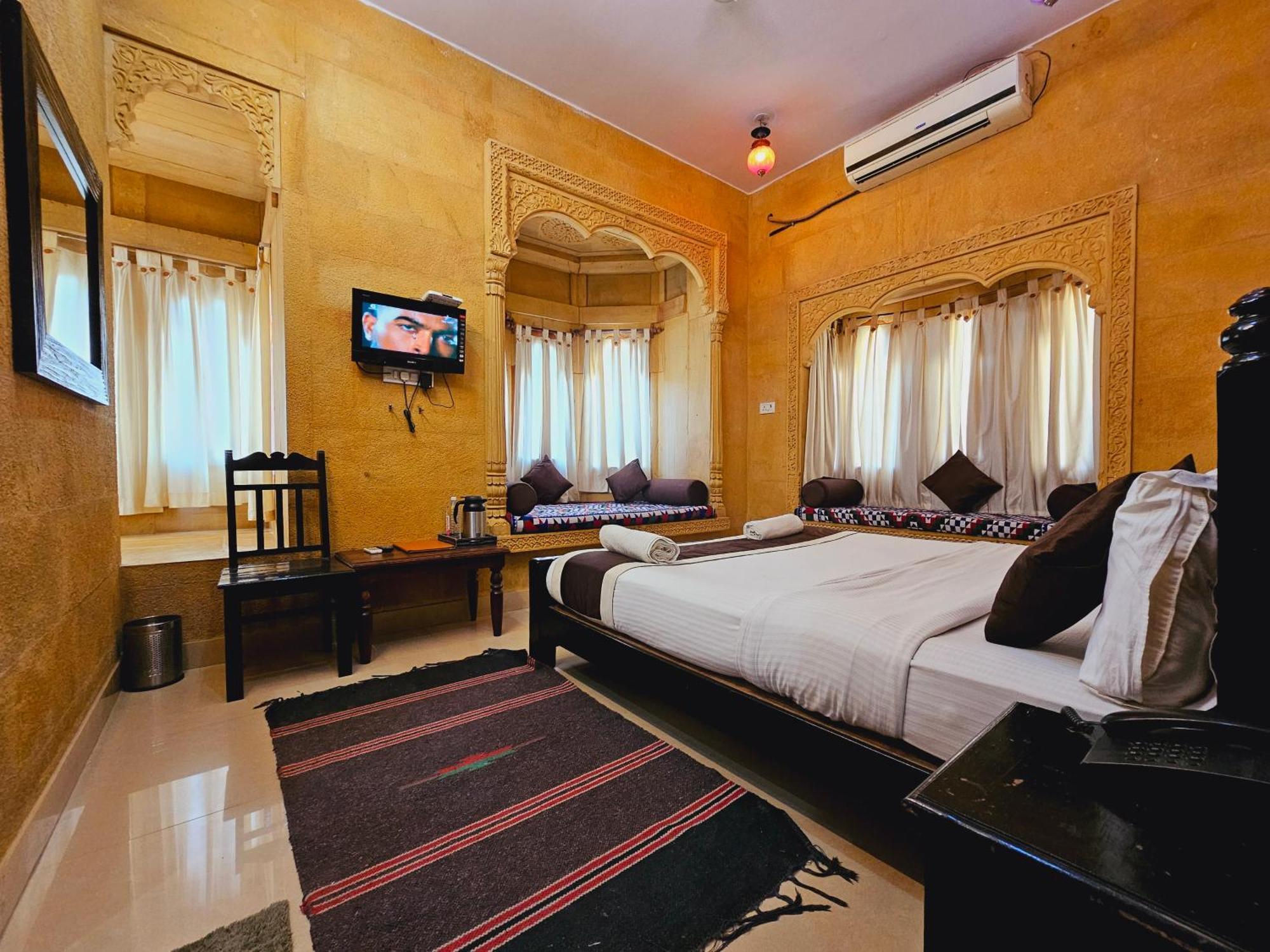 ג'איסלמר Hotel Royal Haveli מראה חיצוני תמונה