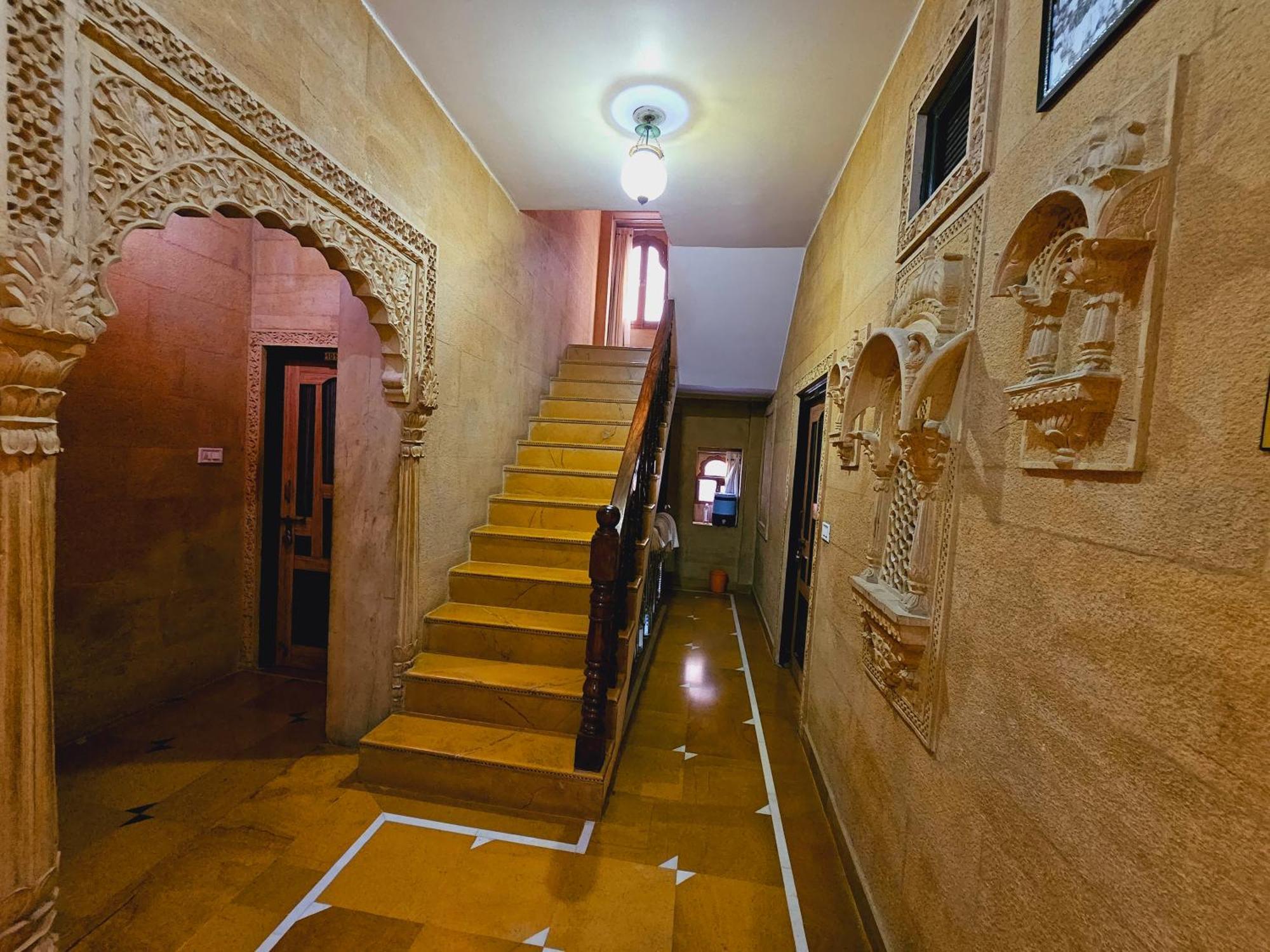 ג'איסלמר Hotel Royal Haveli מראה חיצוני תמונה