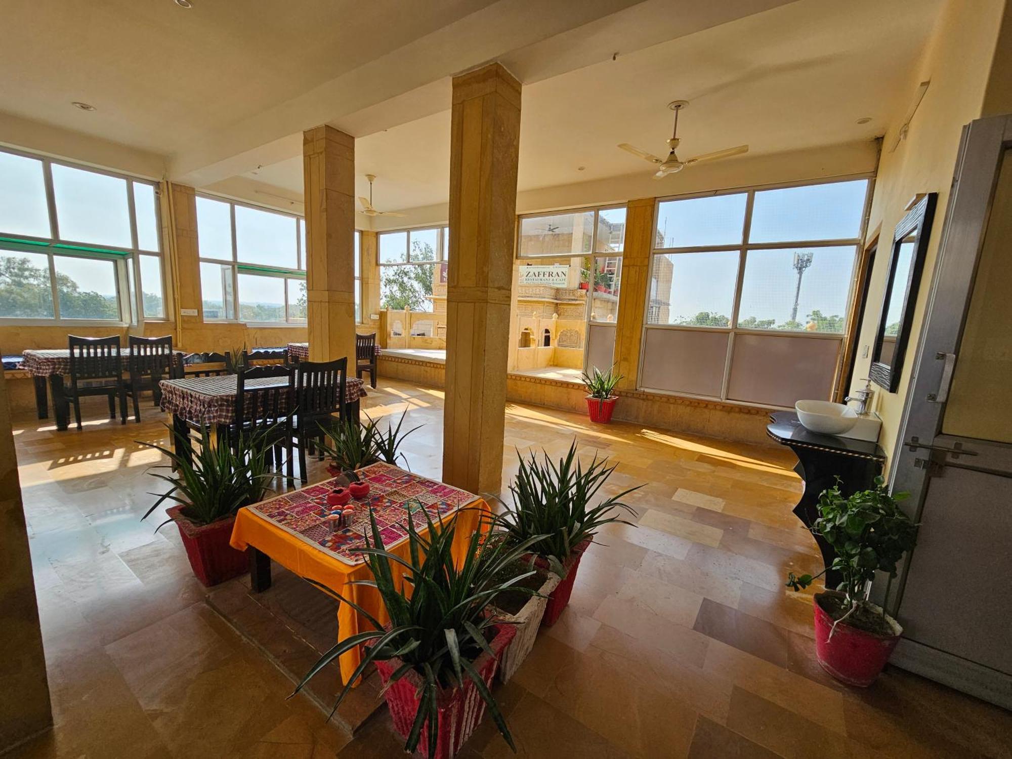ג'איסלמר Hotel Royal Haveli מראה חיצוני תמונה