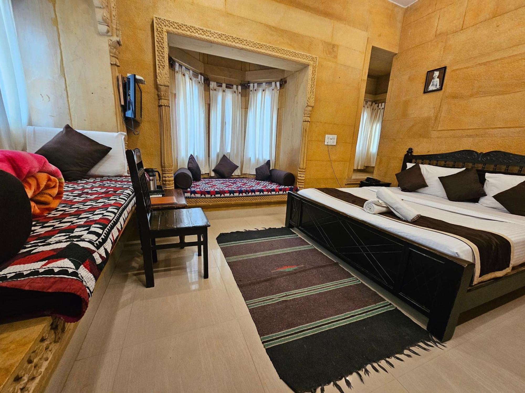 ג'איסלמר Hotel Royal Haveli מראה חיצוני תמונה
