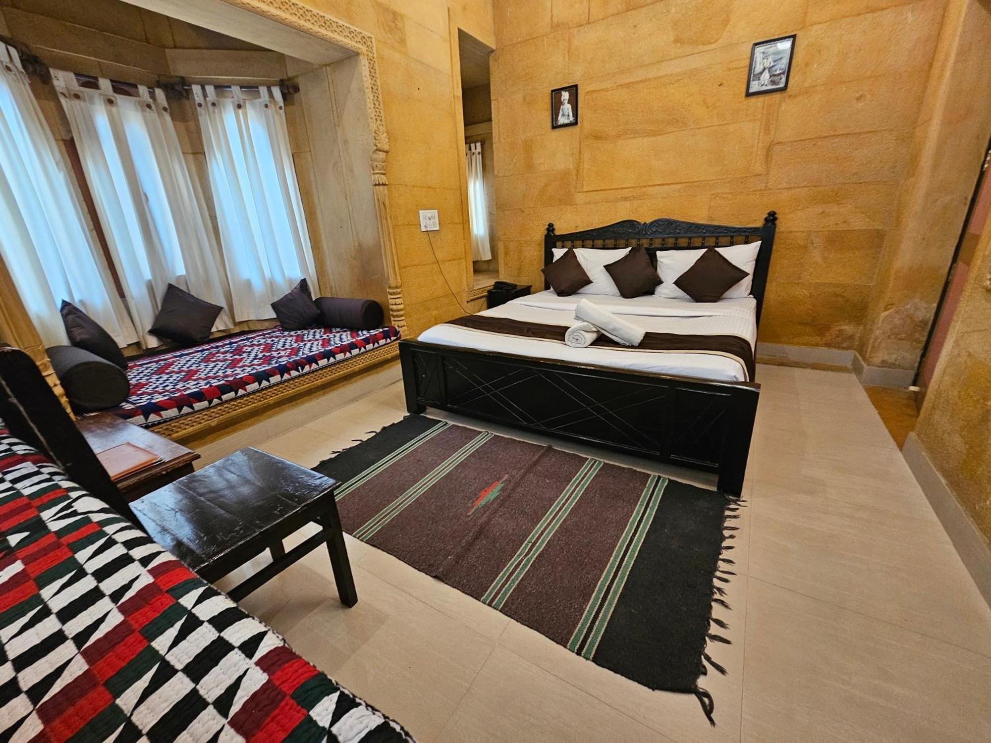 ג'איסלמר Hotel Royal Haveli מראה חיצוני תמונה