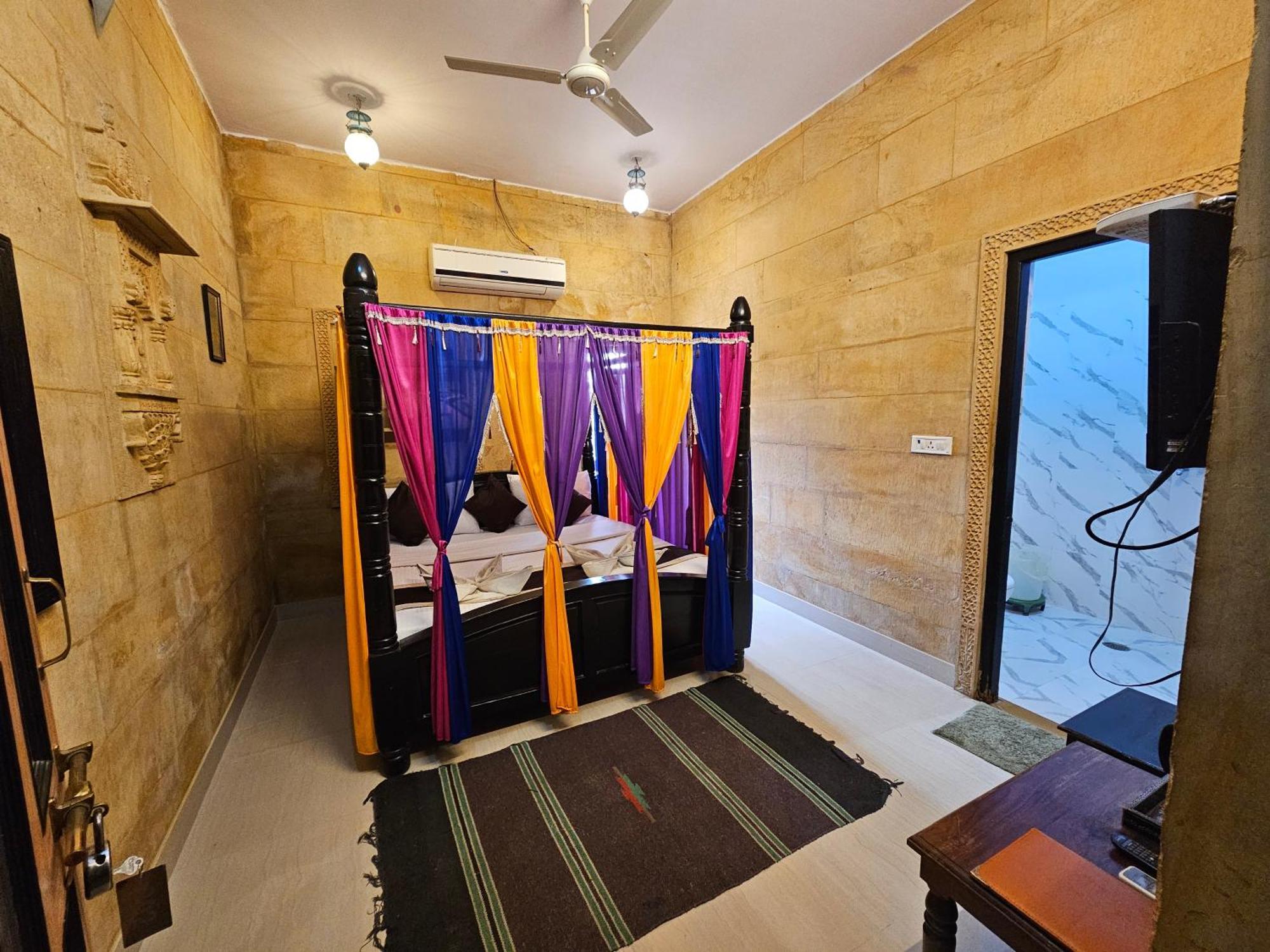 ג'איסלמר Hotel Royal Haveli מראה חיצוני תמונה