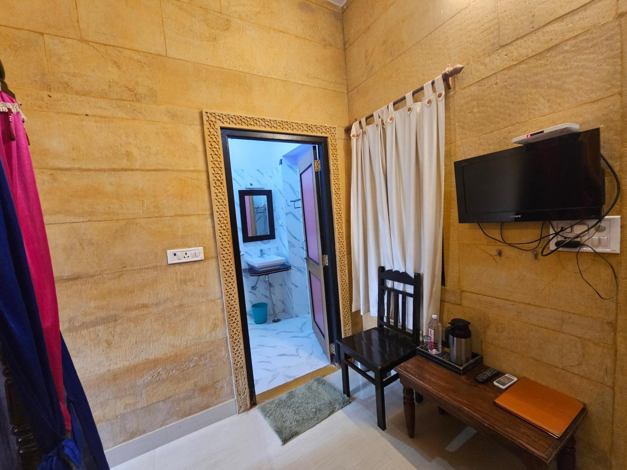 ג'איסלמר Hotel Royal Haveli מראה חיצוני תמונה